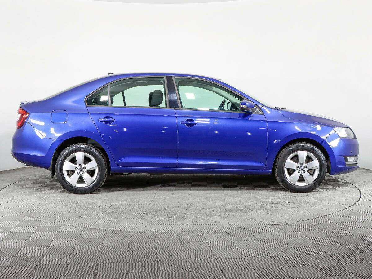 Купить Skoda Rapid с пробегом. Фото: #3