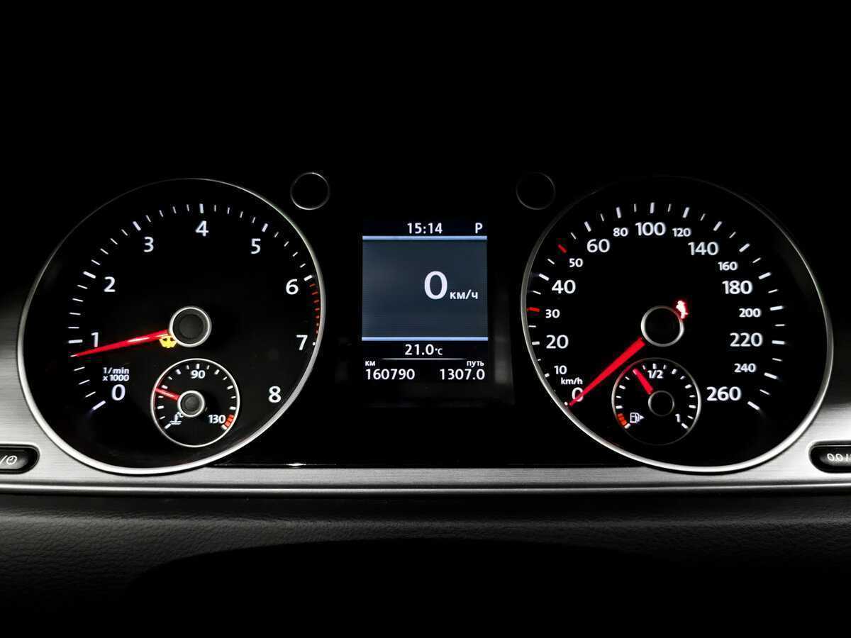 Купить Volkswagen Passat с пробегом. Фото: #12