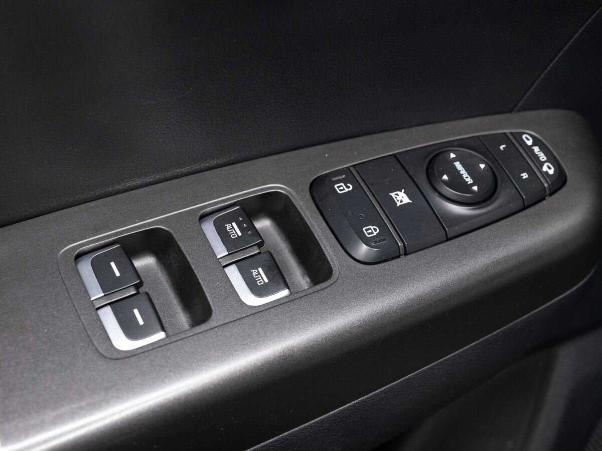 Купить Kia Sportage с пробегом. Фото: #20