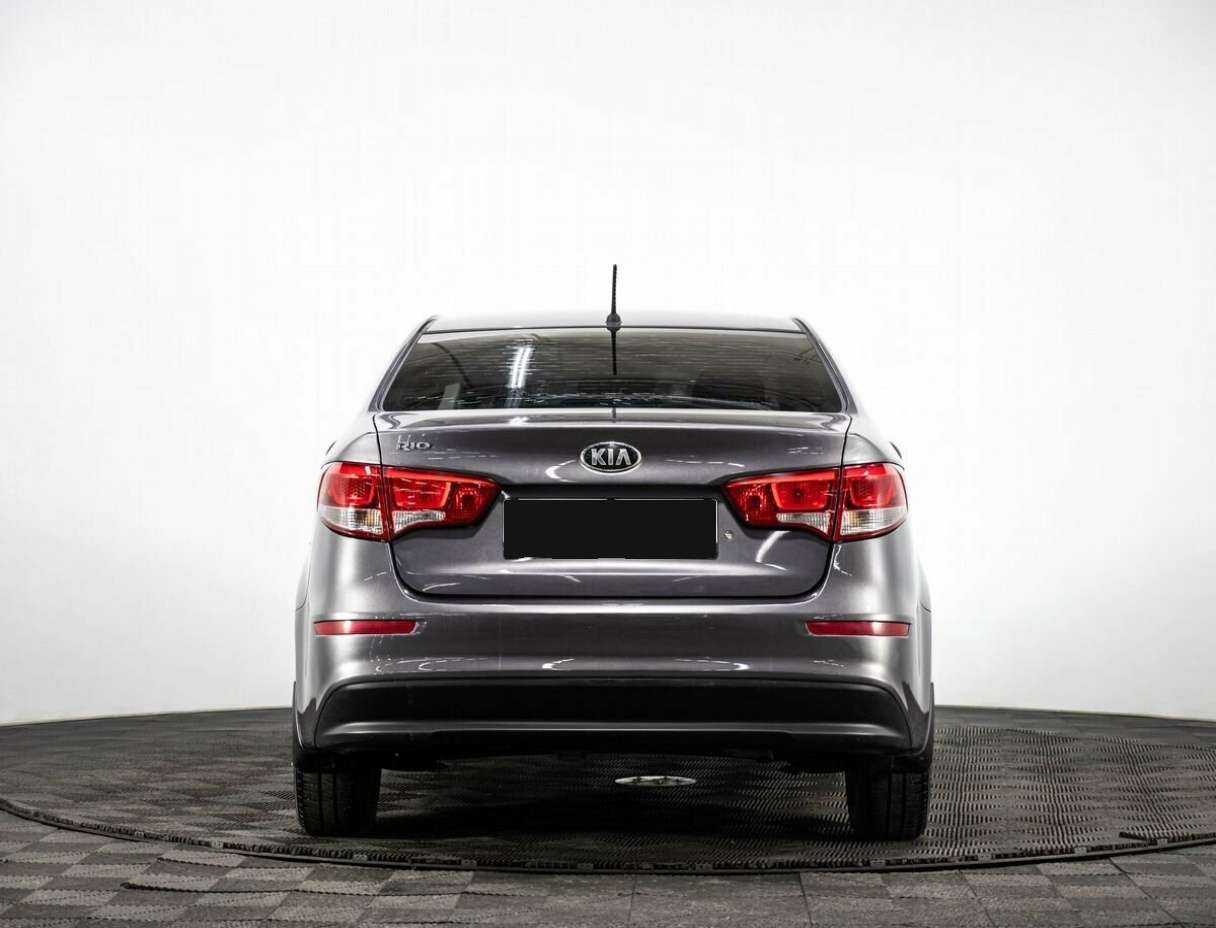 Купить Kia Rio с пробегом. Фото: #4