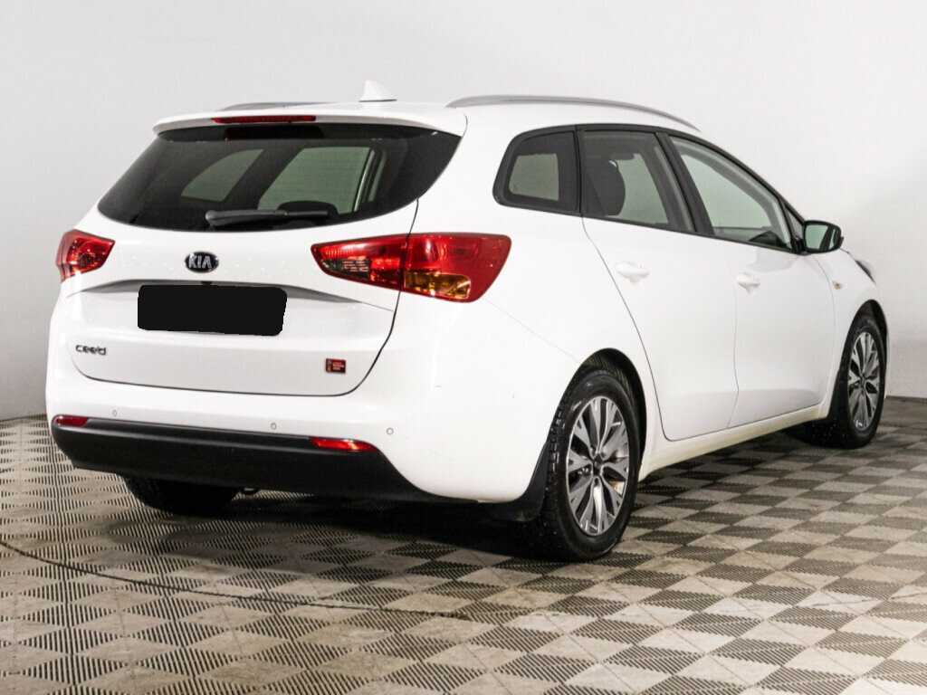 Купить Kia Ceed с пробегом. Фото: #4