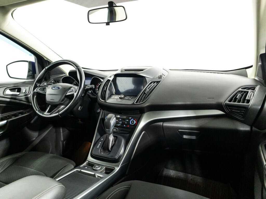 Купить Ford Kuga с пробегом. Фото: #8