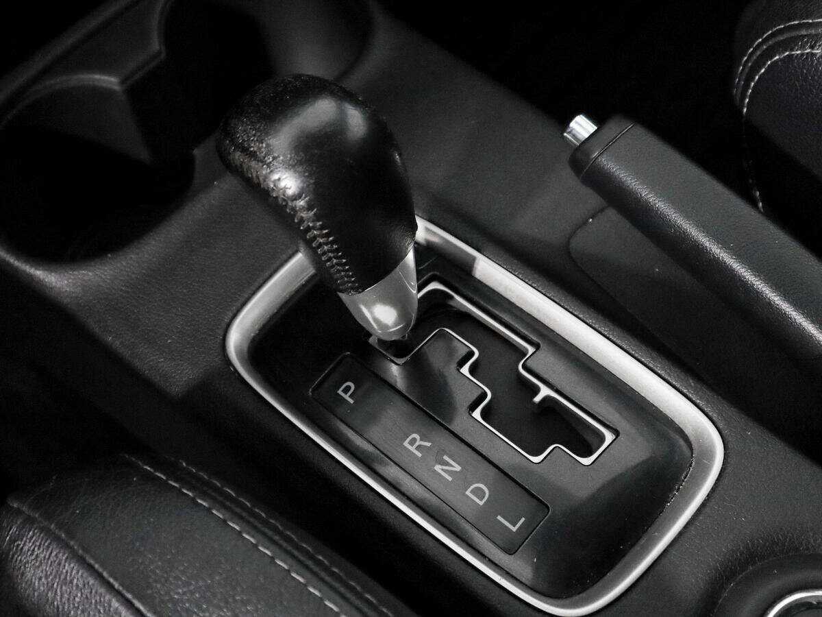 Купить Mitsubishi Outlander с пробегом. Фото: #10