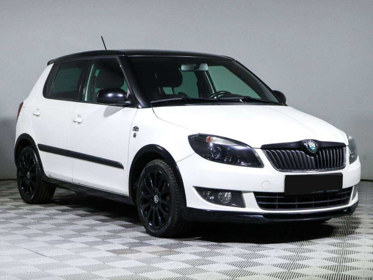Купить Skoda Fabia с пробегом. Фото: #2