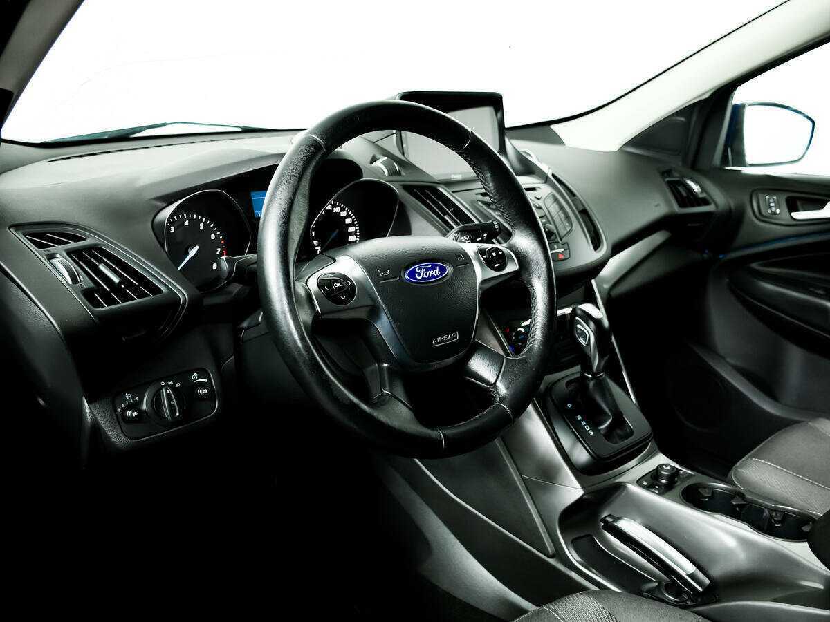 Купить Ford Kuga с пробегом. Фото: #12