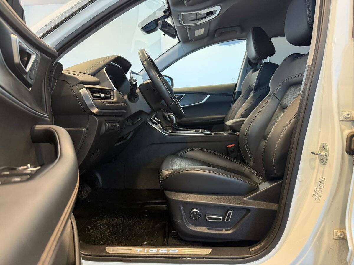 Купить Chery Tiggo 8 с пробегом. Фото: #8