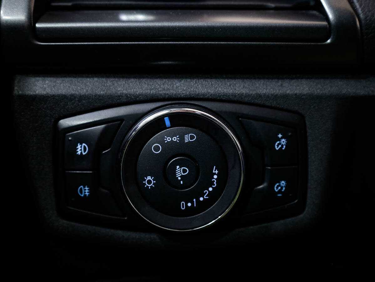 Купить Ford Mondeo с пробегом. Фото: #18