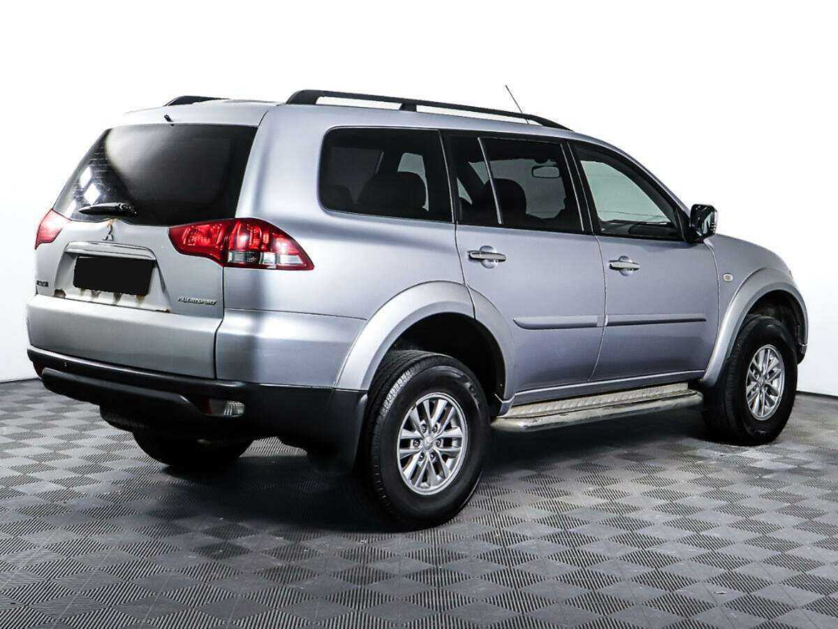 Купить Mitsubishi Pajero Sport с пробегом. Фото: #4