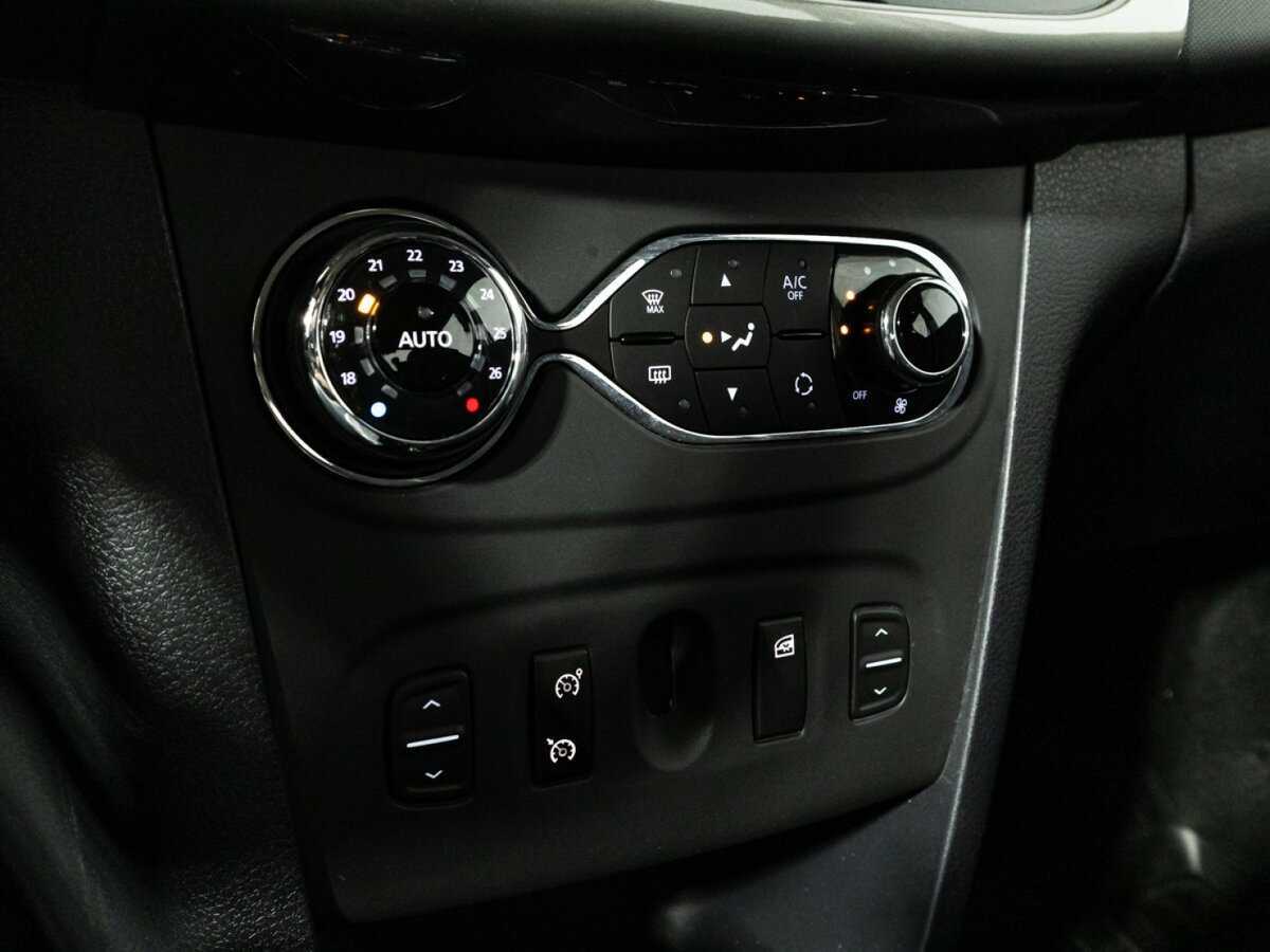 Купить Renault Sandero с пробегом. Фото: #16