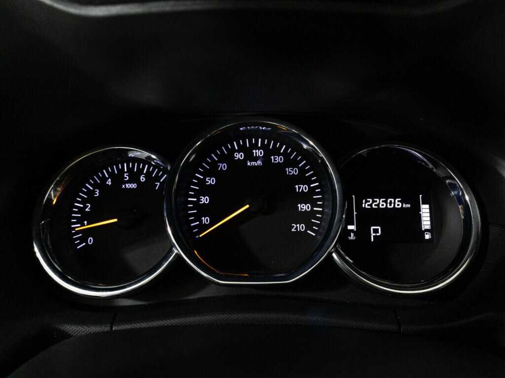 Купить Renault Duster с пробегом. Фото: #10