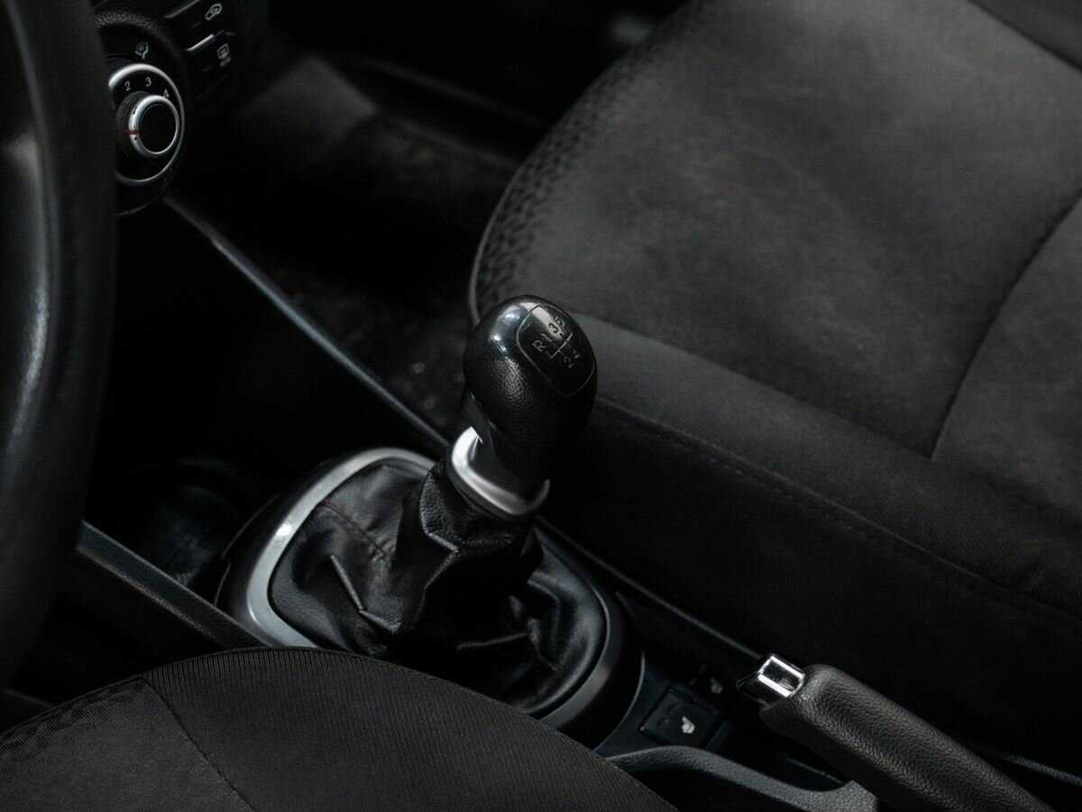 Купить Kia Rio с пробегом. Фото: #17