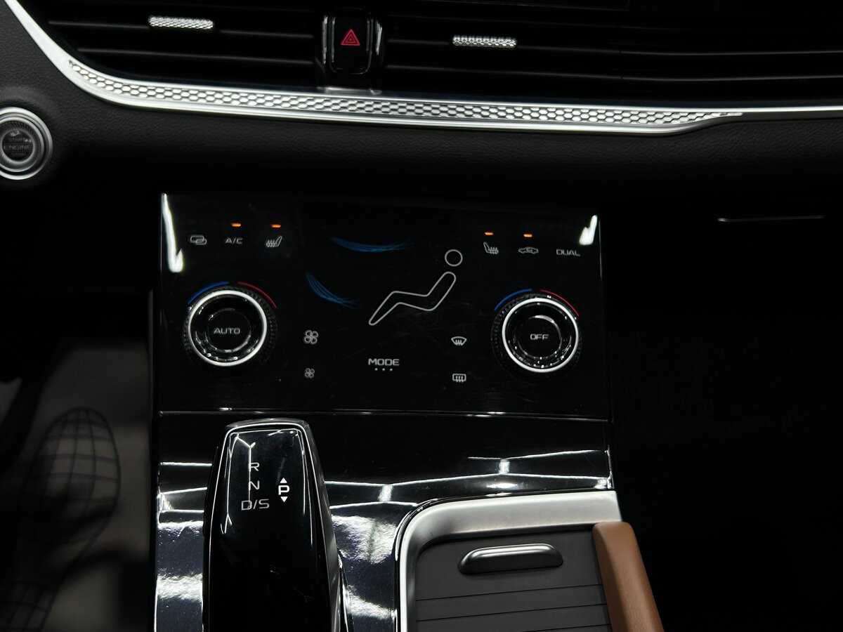 Купить FAW Bestune B70 с пробегом. Фото: #16