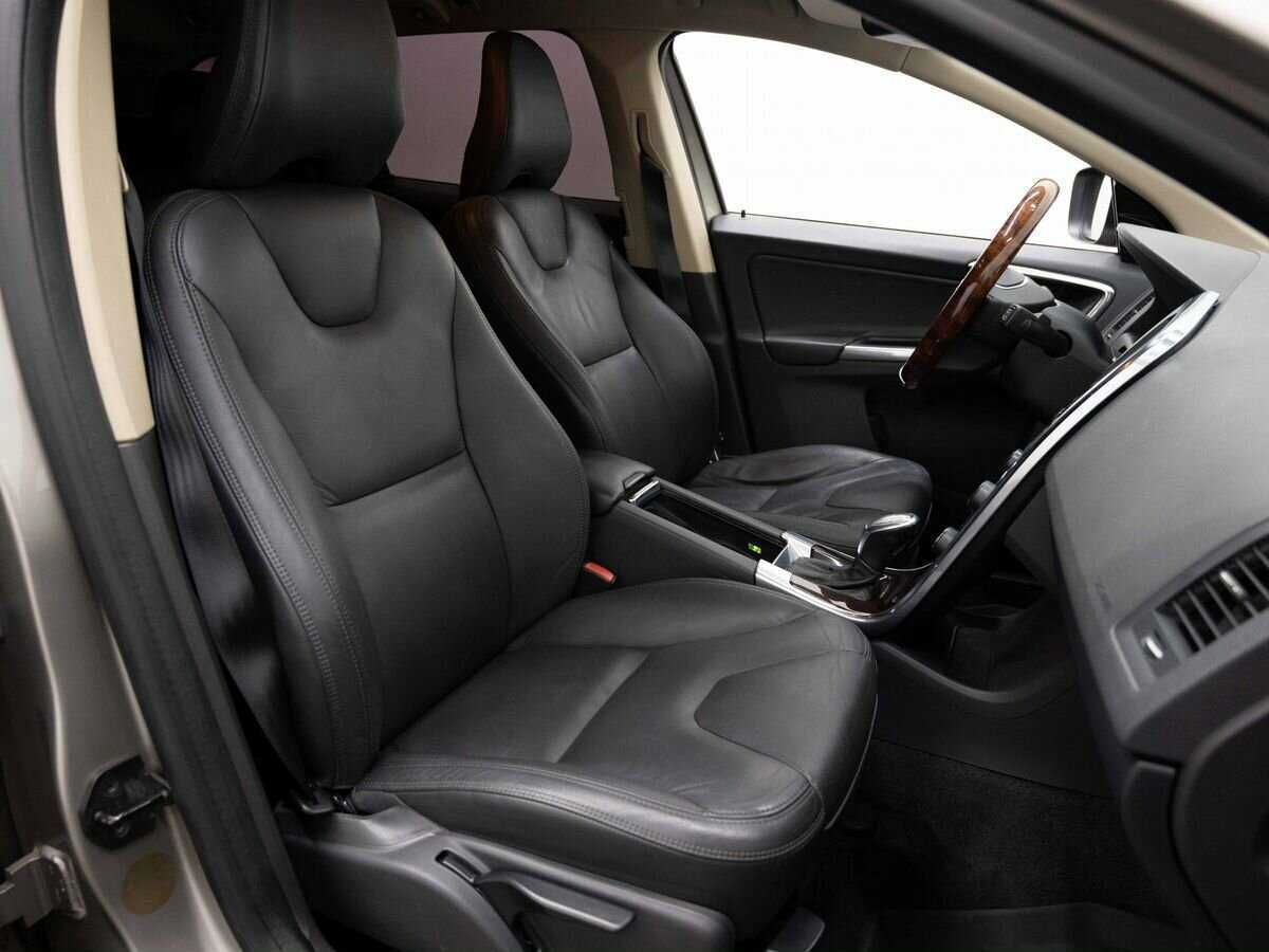 Купить Volvo XC60 с пробегом. Фото: #11