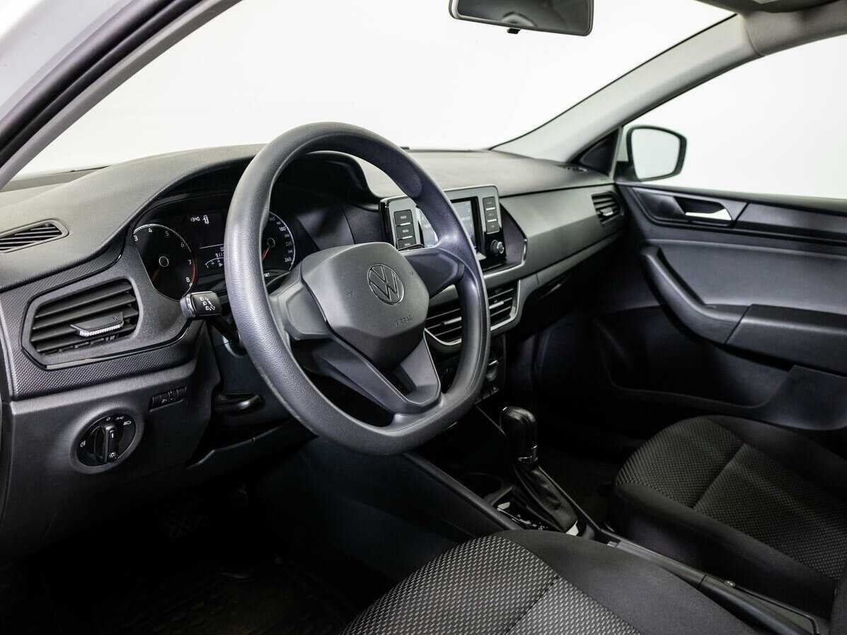 Купить Volkswagen Polo с пробегом. Фото: #8