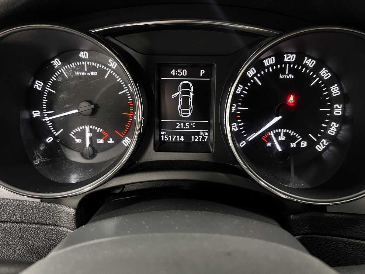 Купить Skoda Superb с пробегом. Фото: #12