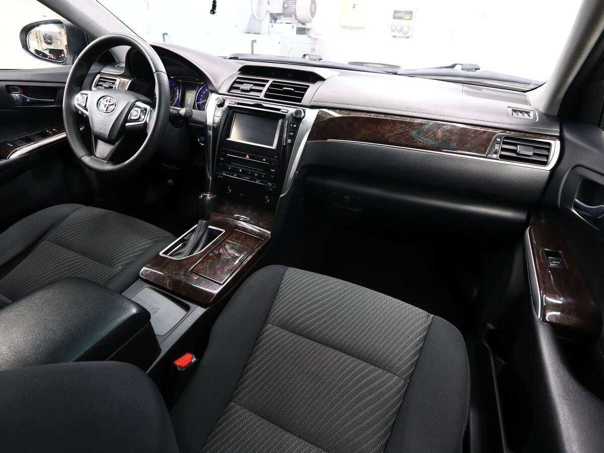 Купить Toyota Camry с пробегом. Фото: #14