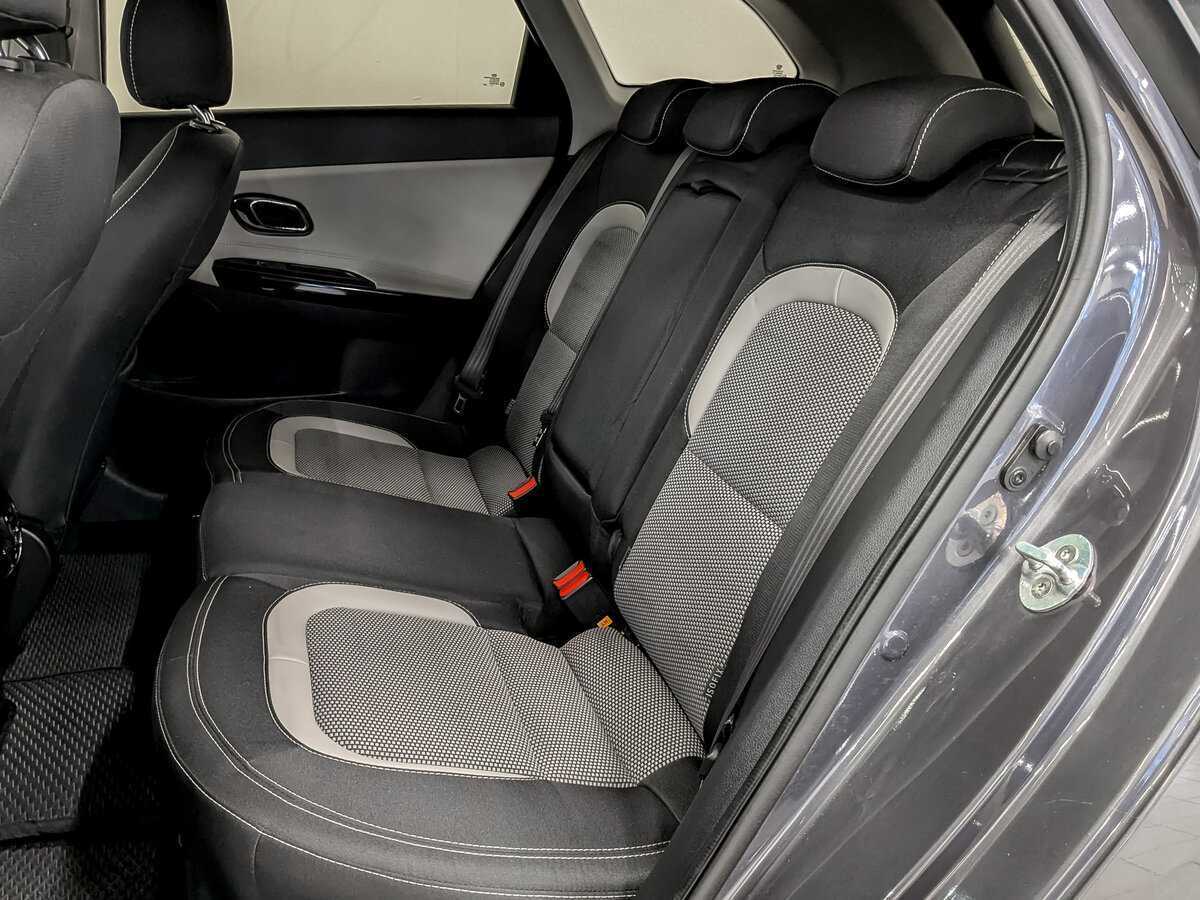 Купить Kia Ceed с пробегом. Фото: #11