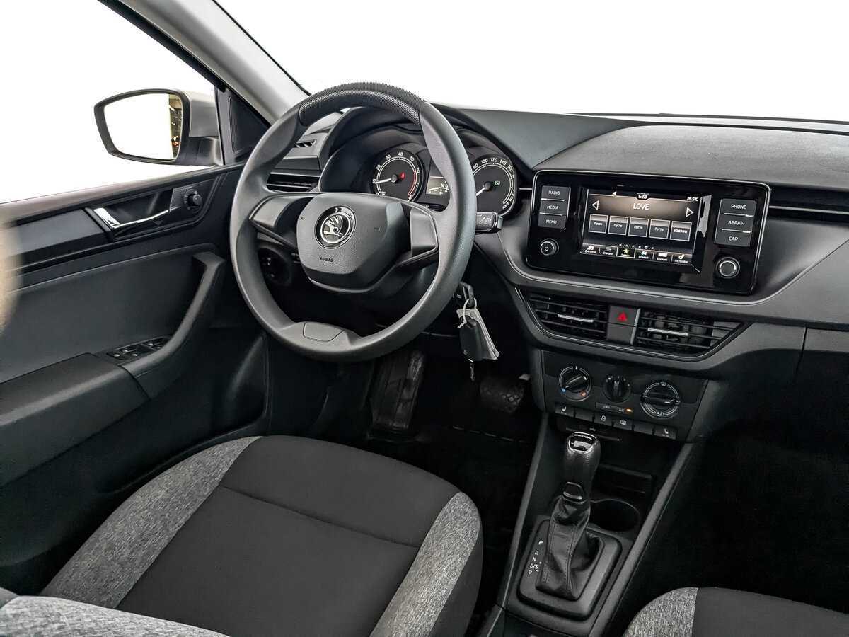 Купить Skoda Rapid с пробегом. Фото: #16