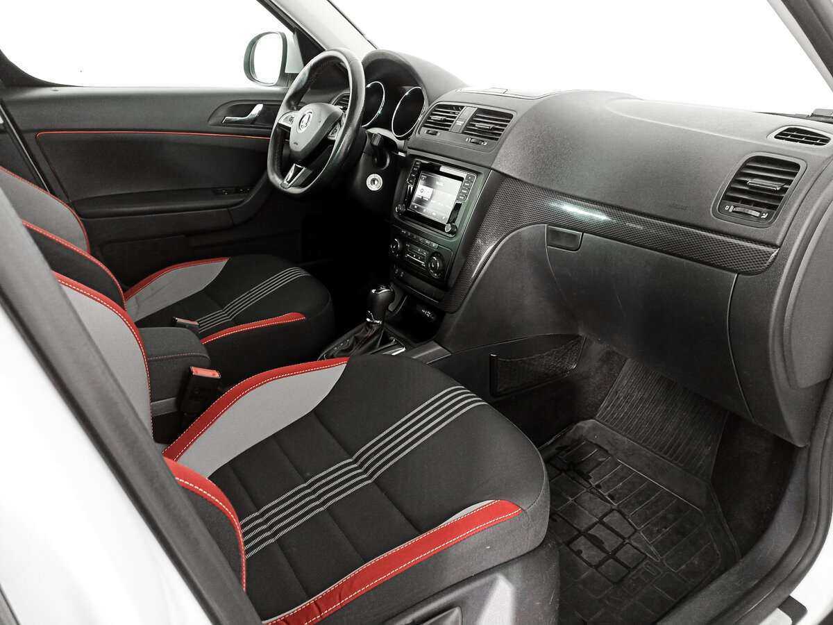 Купить Skoda Yeti с пробегом. Фото: #10