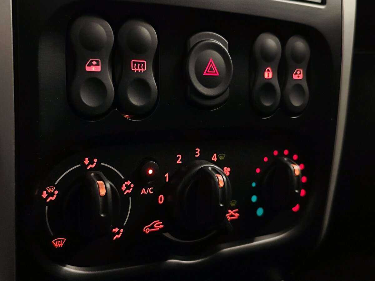 Купить Nissan Almera с пробегом. Фото: #13