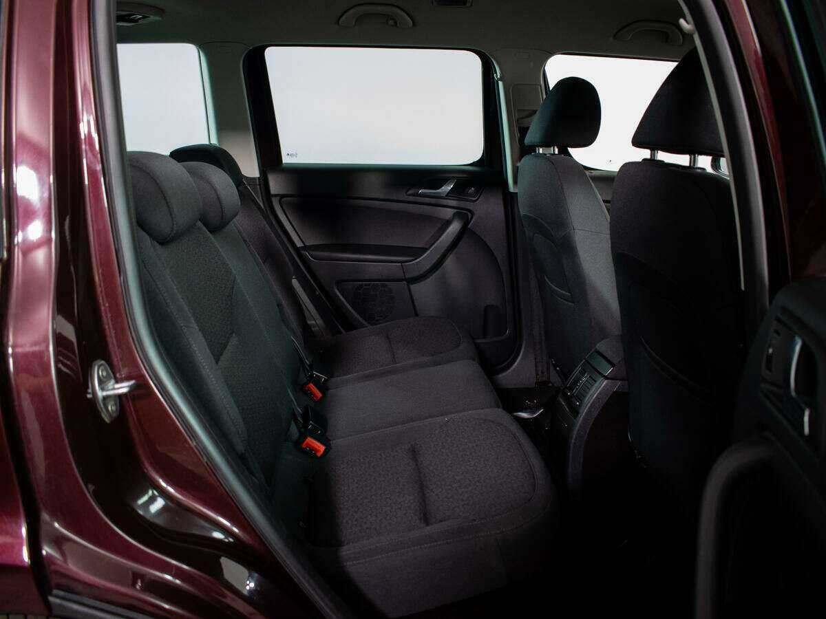 Купить Skoda Yeti с пробегом. Фото: #7