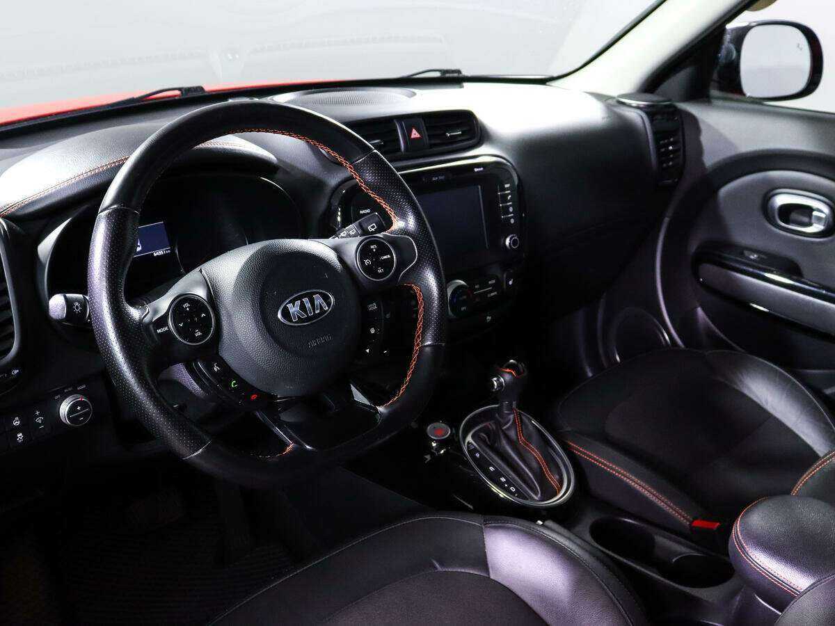 Купить Kia Soul с пробегом. Фото: #13