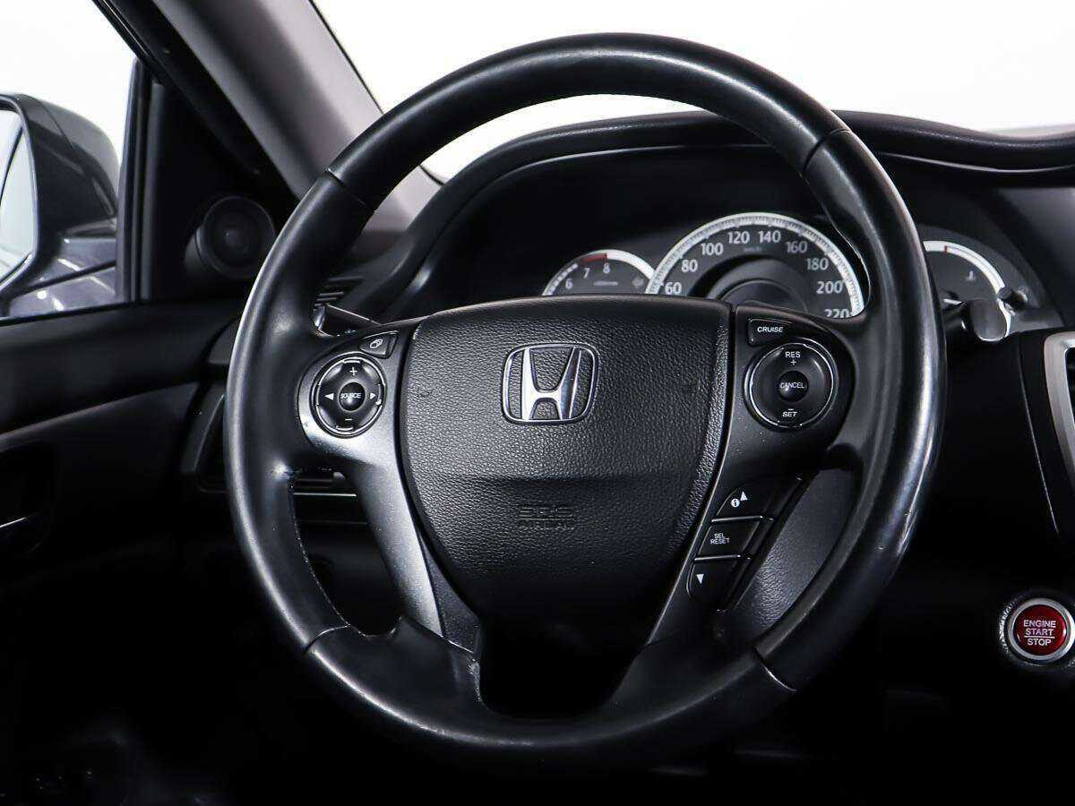 Купить Honda Accord с пробегом. Фото: #11