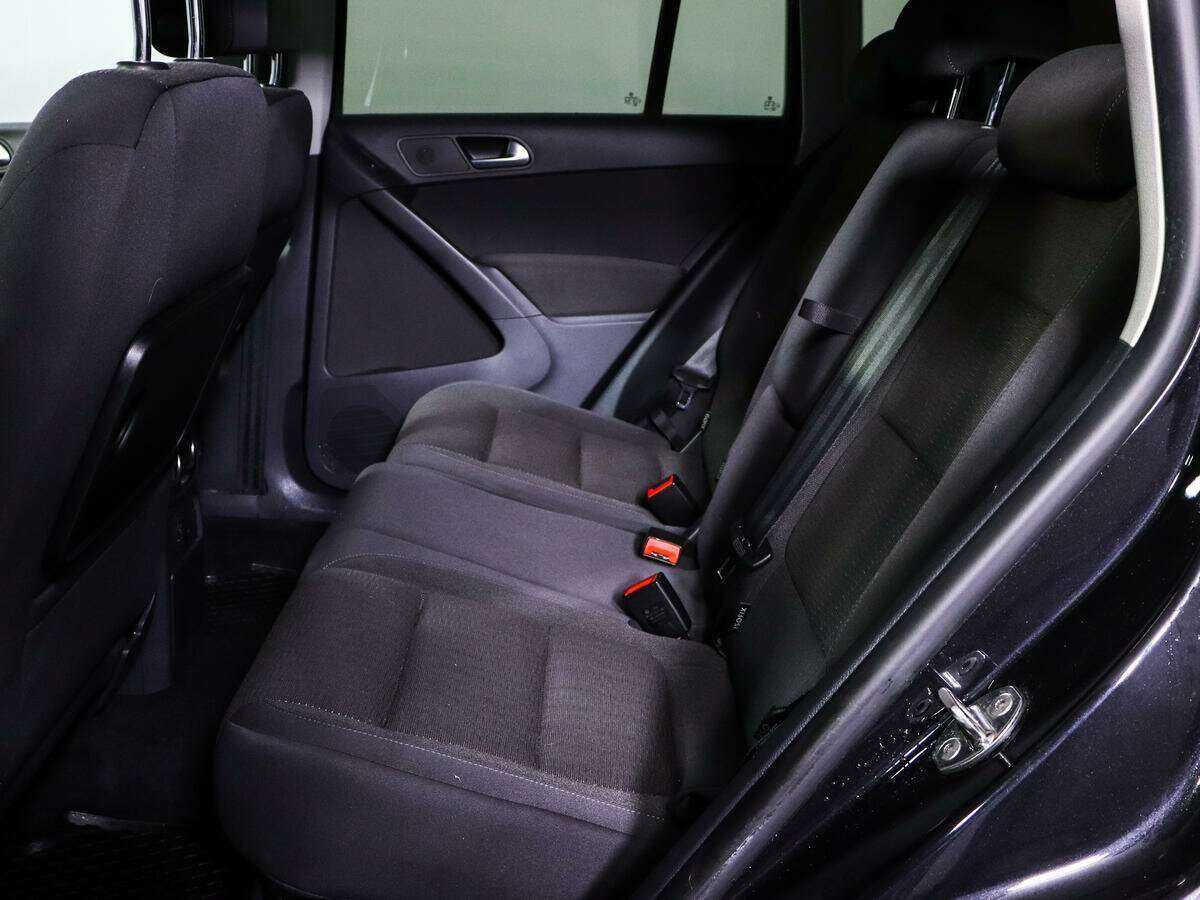 Купить Volkswagen Tiguan с пробегом. Фото: #9