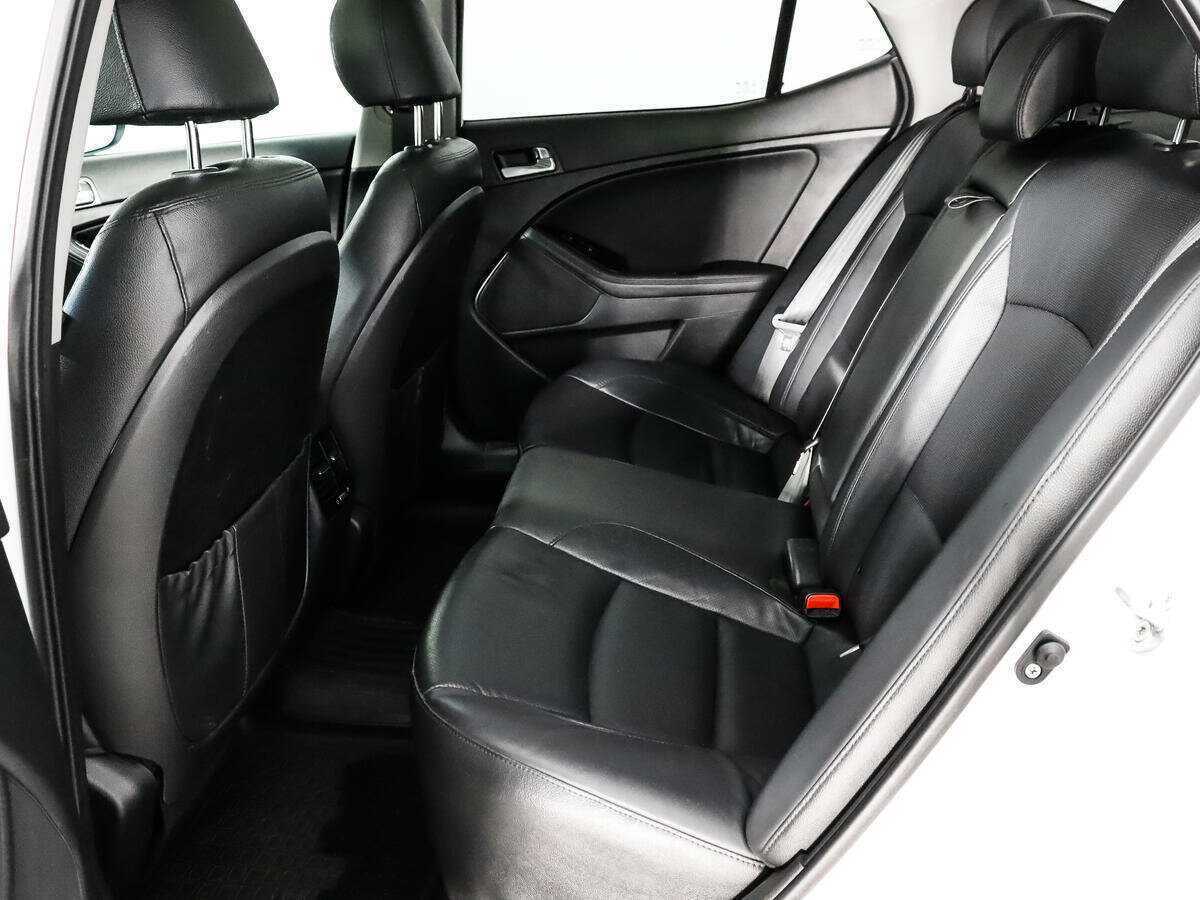 Купить Kia Optima с пробегом. Фото: #9