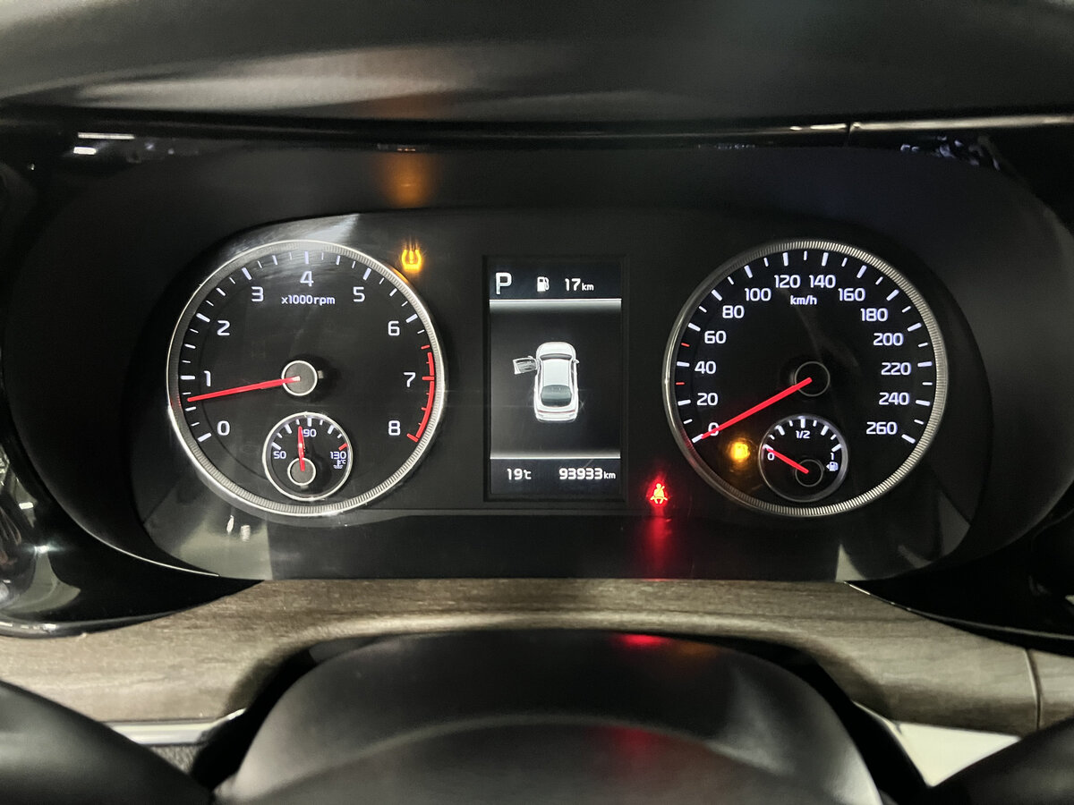 Купить Kia K5 с пробегом. Фото: #12