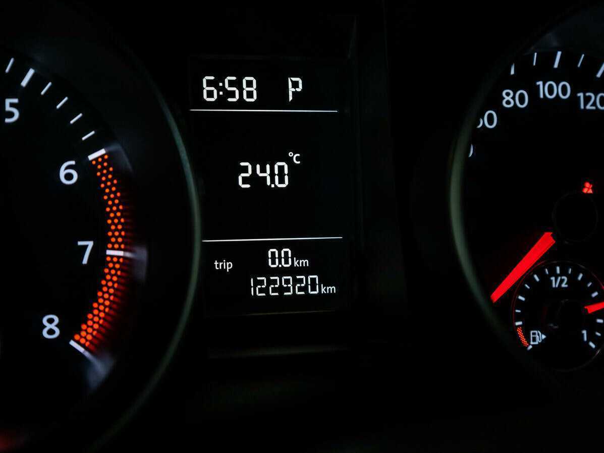 Купить Volkswagen Golf с пробегом. Фото: #11