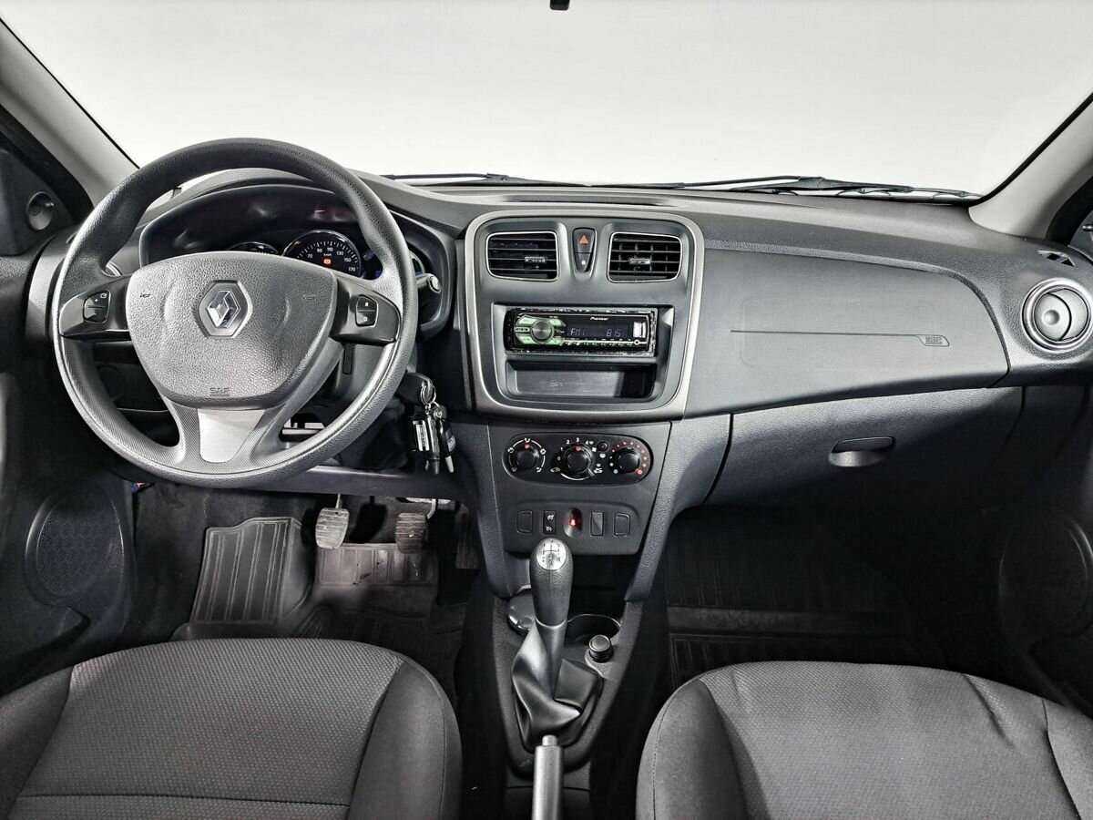 Купить Renault Sandero с пробегом. Фото: #11