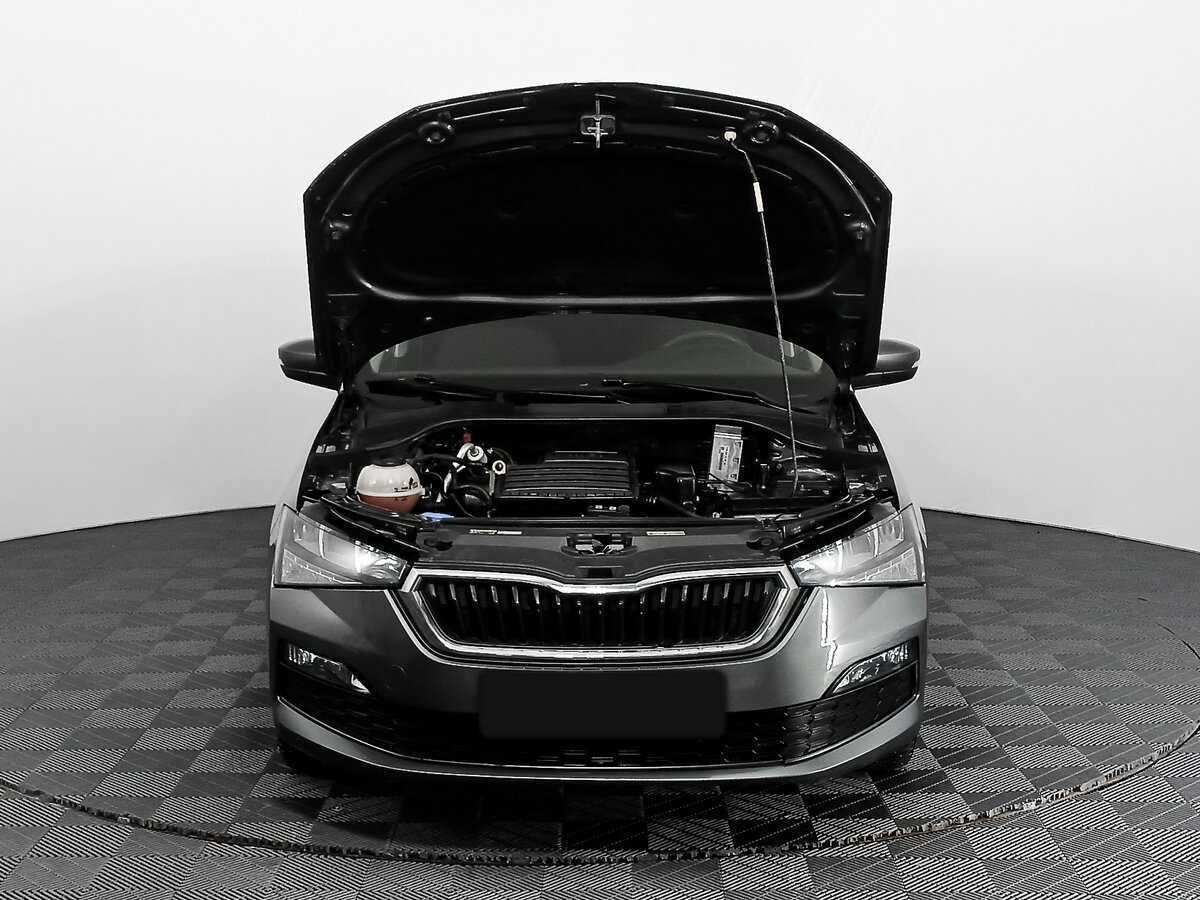 Купить Skoda Rapid с пробегом. Фото: #6