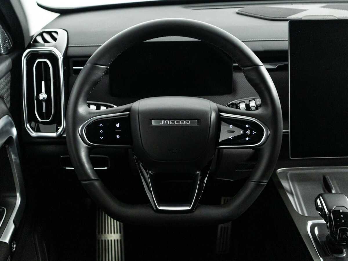 Купить Jaecoo J7 с пробегом. Фото: #23