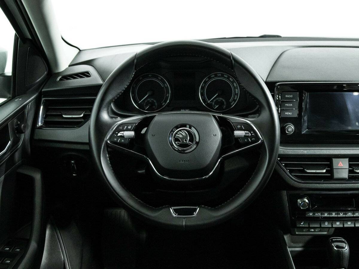 Купить Skoda Rapid с пробегом. Фото: #18