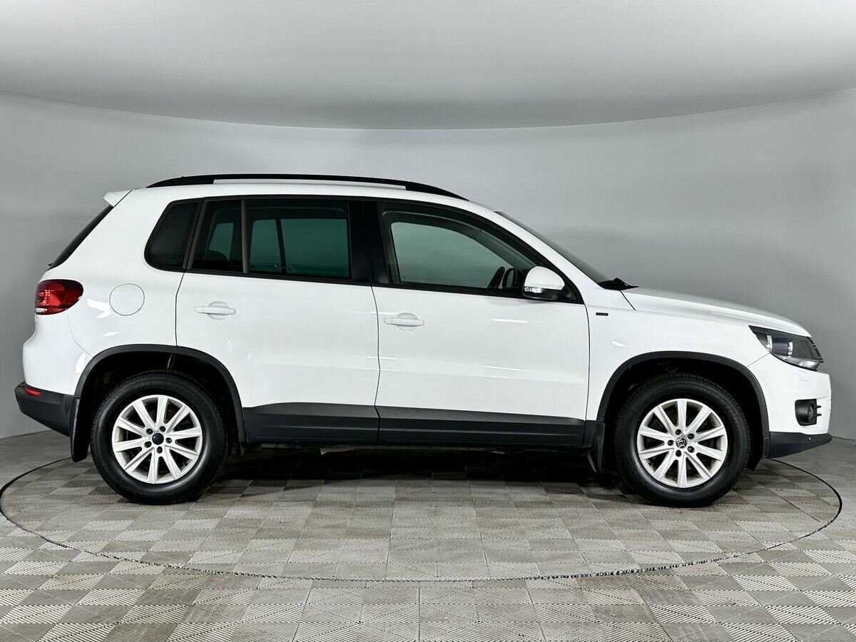 Купить Volkswagen Tiguan с пробегом. Фото: #4