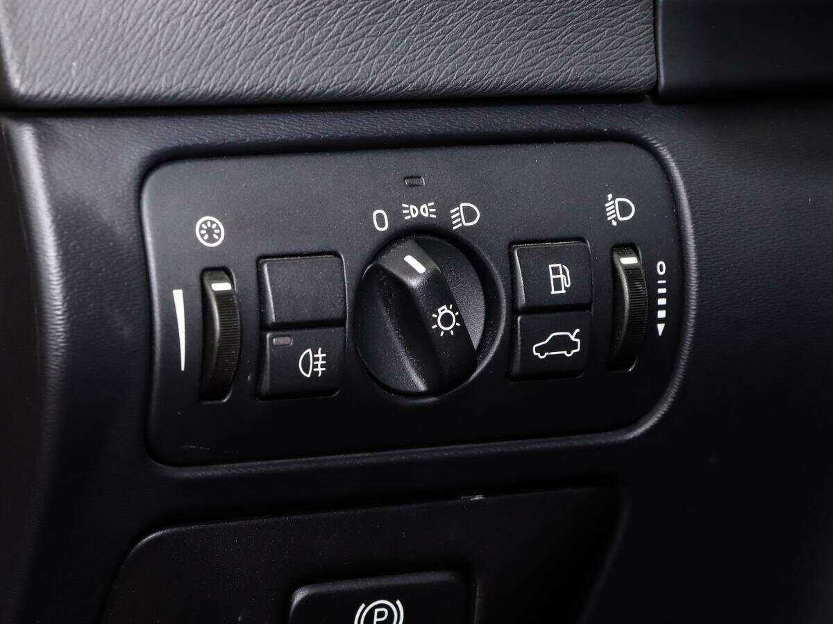 Купить Volvo S60 с пробегом. Фото: #9