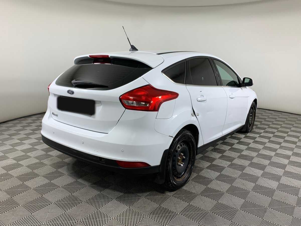 Купить Ford Focus с пробегом. Фото: #4