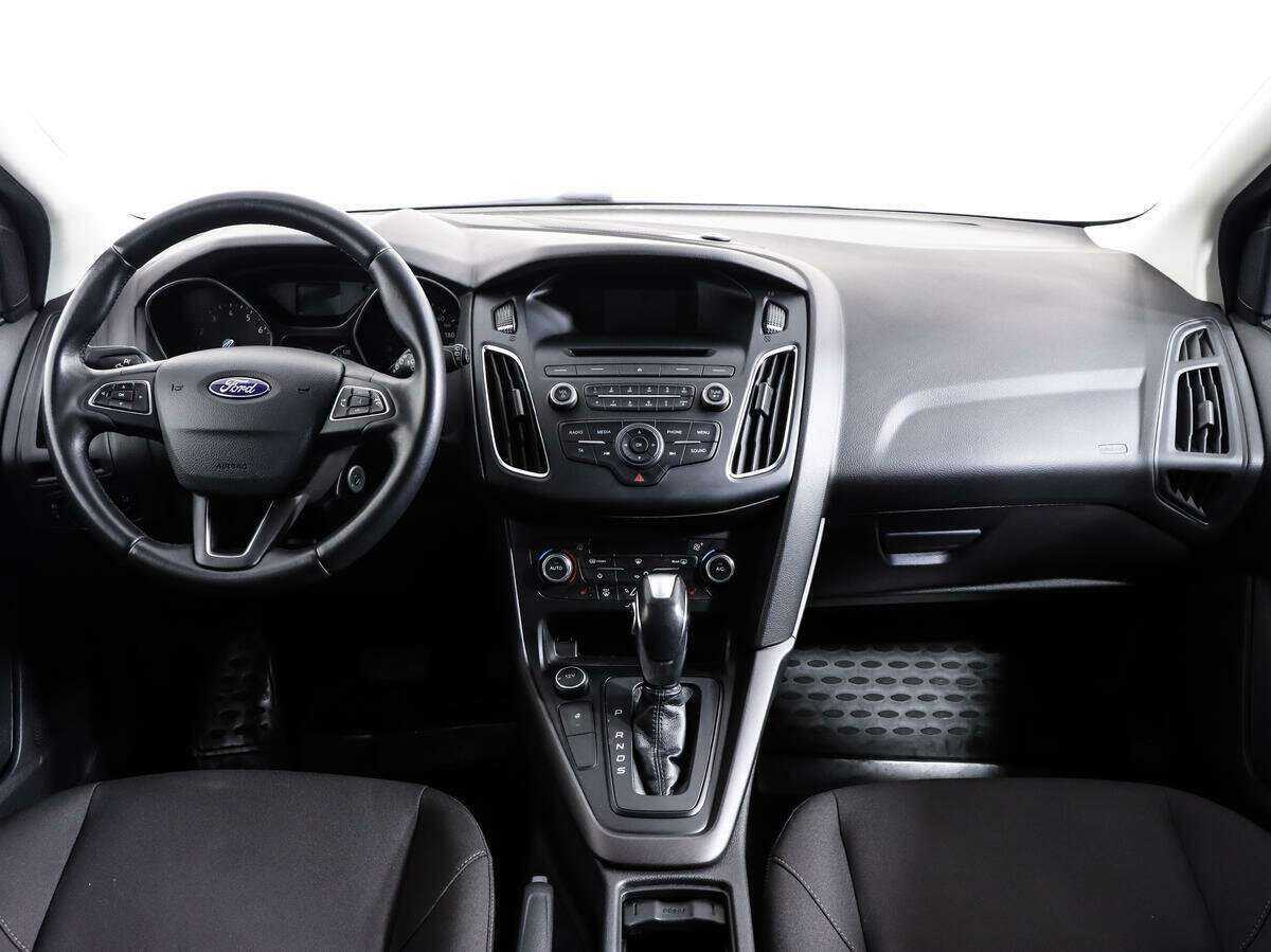 Купить Ford Focus с пробегом. Фото: #7