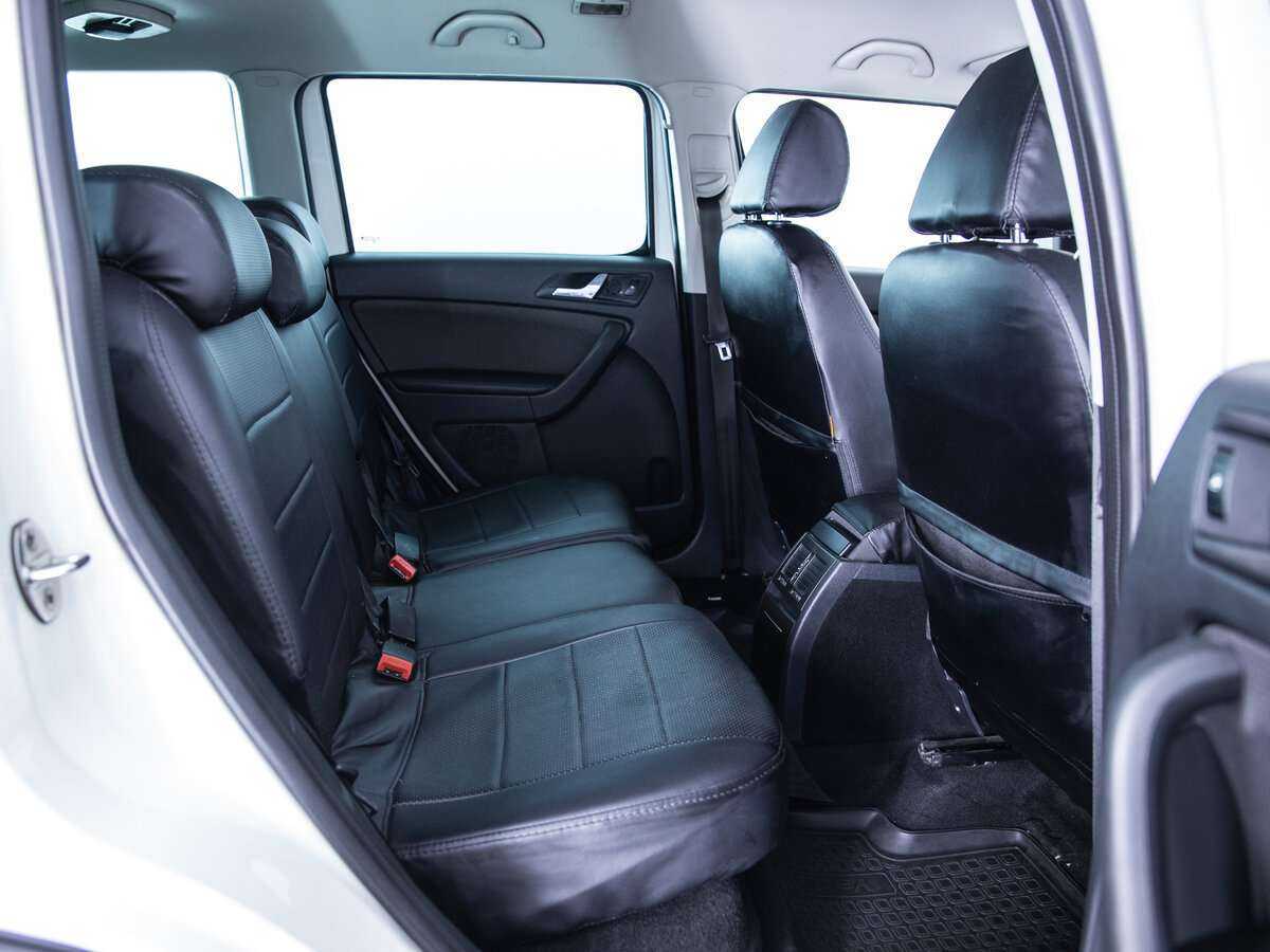 Купить Skoda Yeti с пробегом. Фото: #17