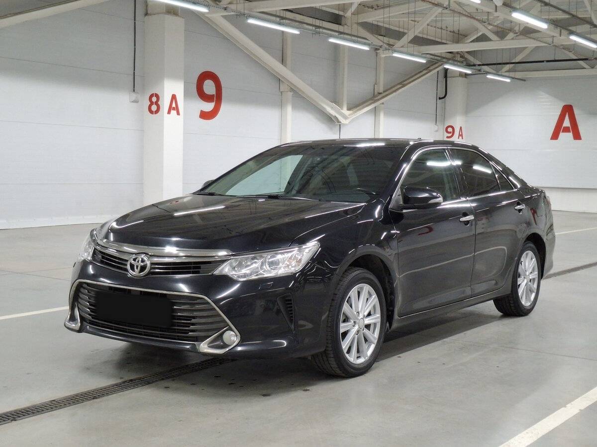 Купить Toyota Camry с пробегом. Посмотреть фото