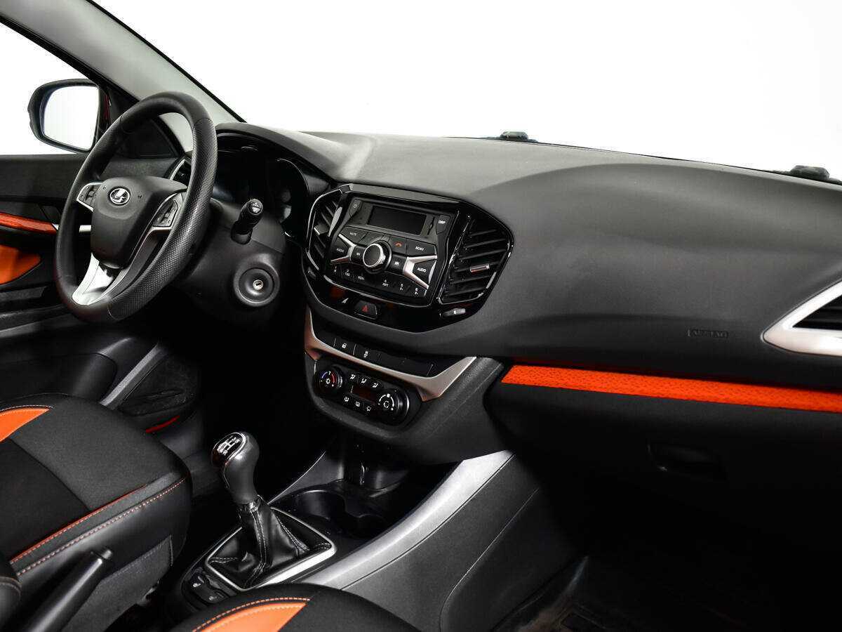 Купить Lada (ВАЗ) Vesta с пробегом. Фото: #5