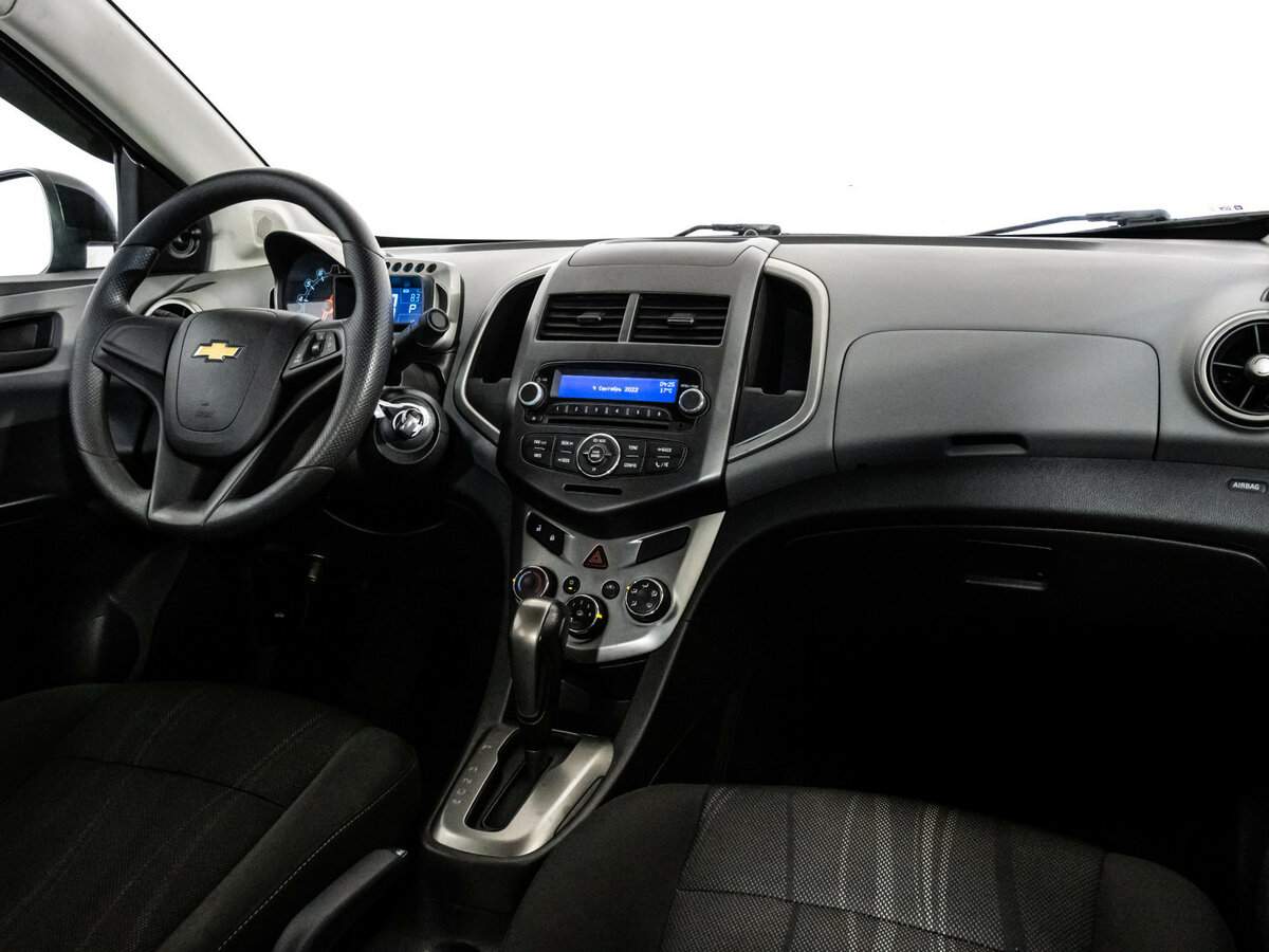 Купить Chevrolet Aveo с пробегом. Фото: #8