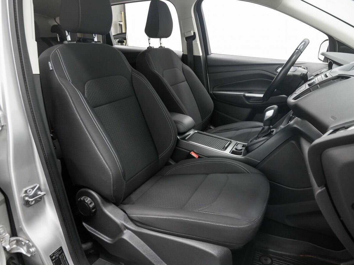 Купить Ford Kuga с пробегом. Фото: #7