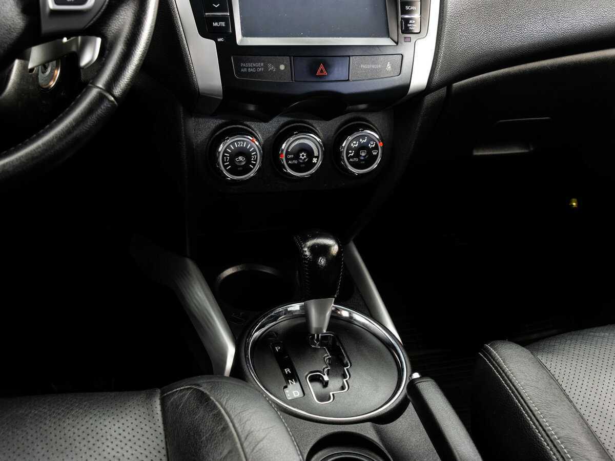Купить Mitsubishi ASX с пробегом. Фото: #11