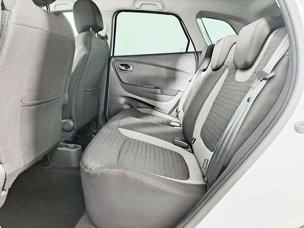 Купить Renault Kaptur с пробегом. Фото: #11