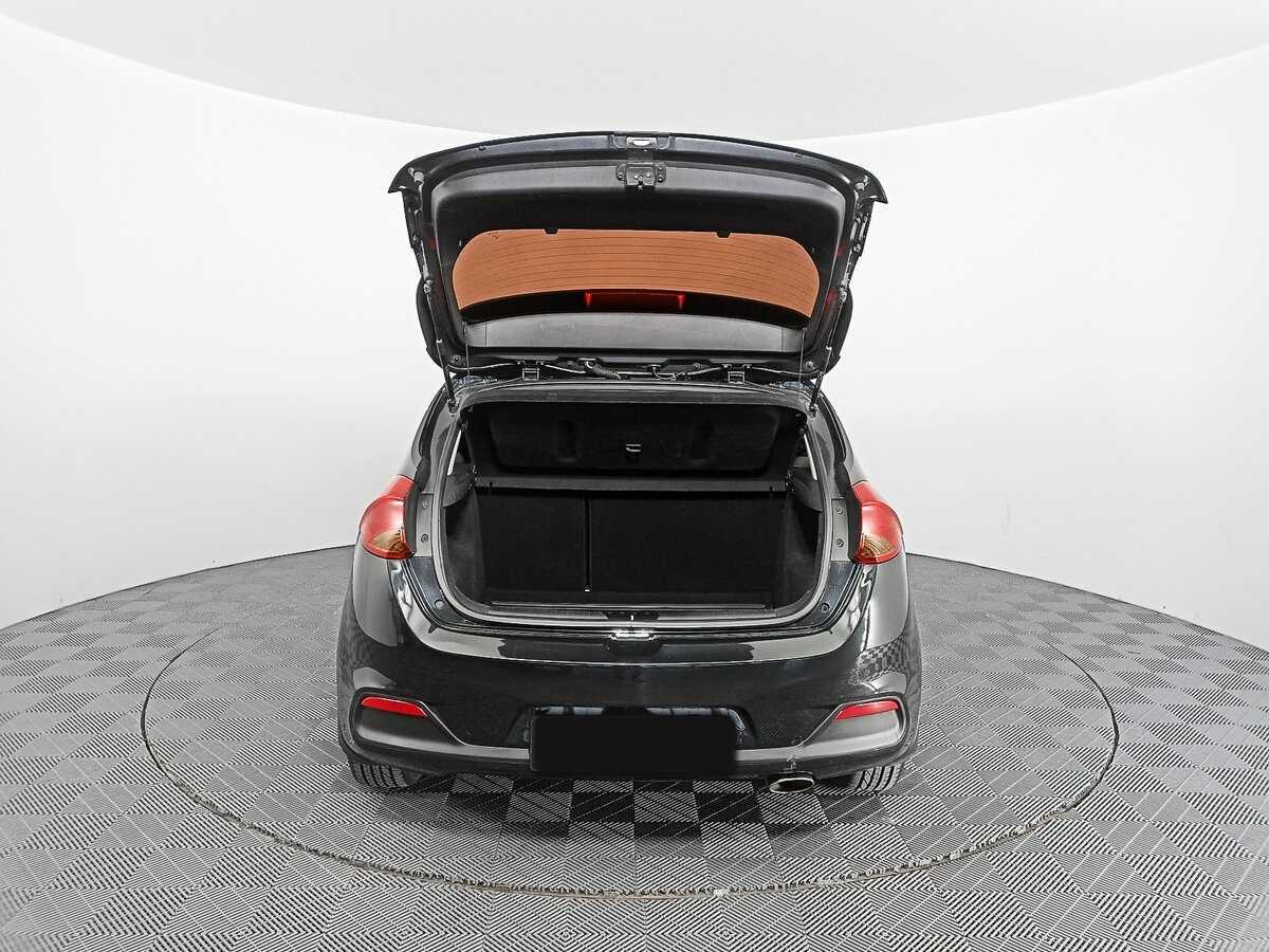 Купить Kia Ceed с пробегом. Фото: #9