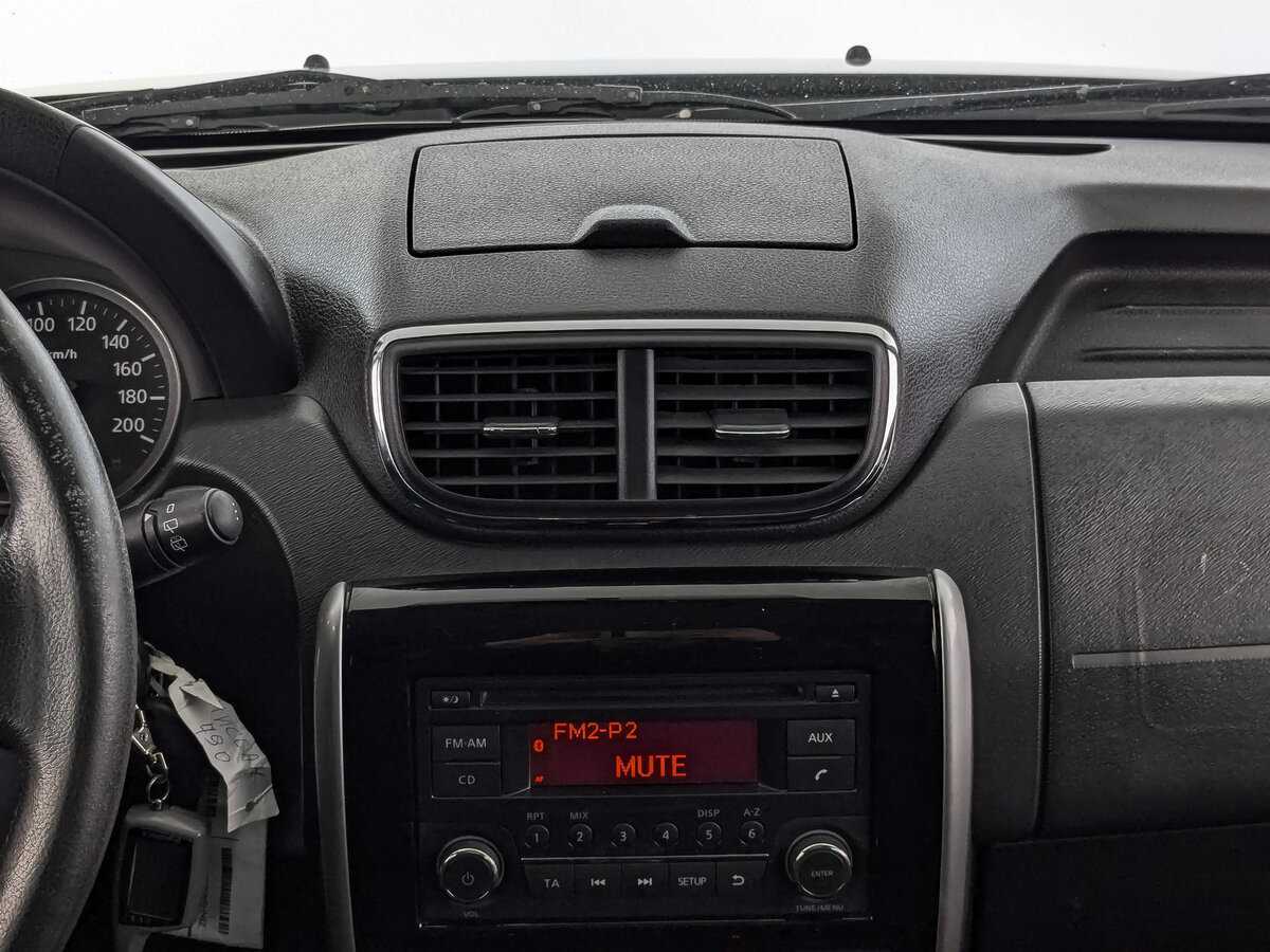 Купить Nissan Terrano с пробегом. Фото: #14