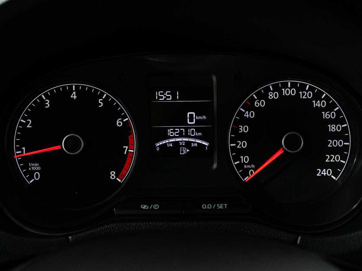 Купить Volkswagen Polo с пробегом. Фото: #10