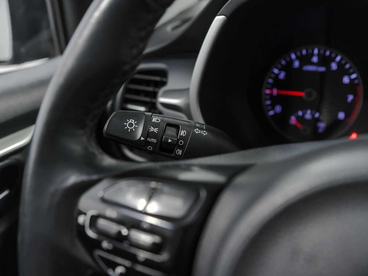Купить Kia Rio с пробегом. Фото: #7